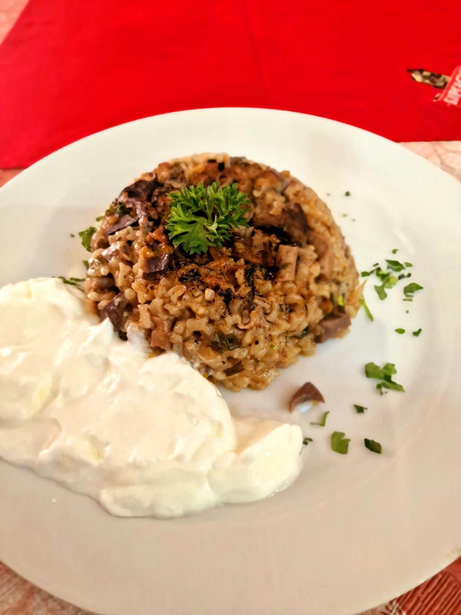 Family Hotel Four Seasons צרבו מראה חיצוני תמונה